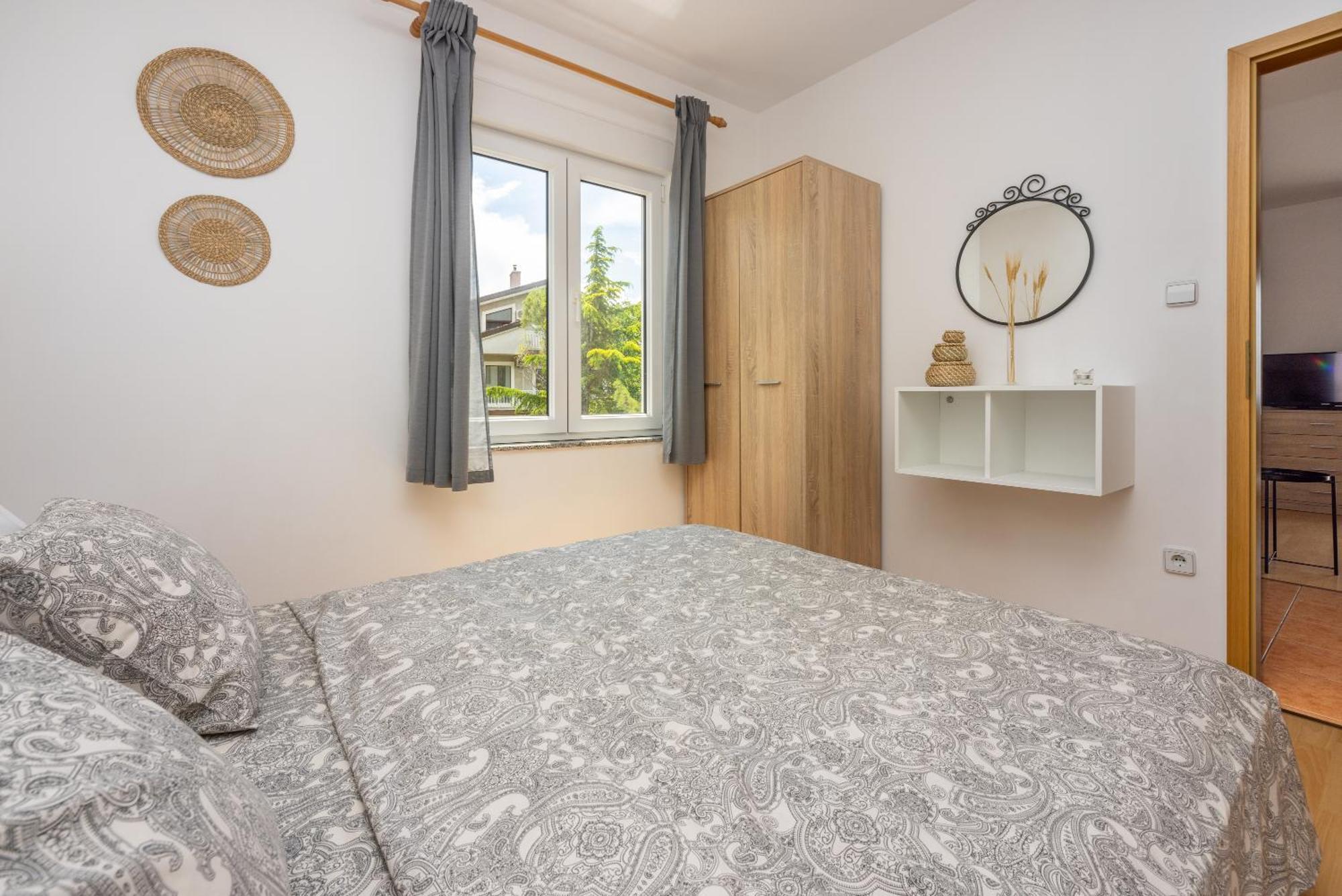Apartments Claudia ツリクヴェニツァ エクステリア 写真