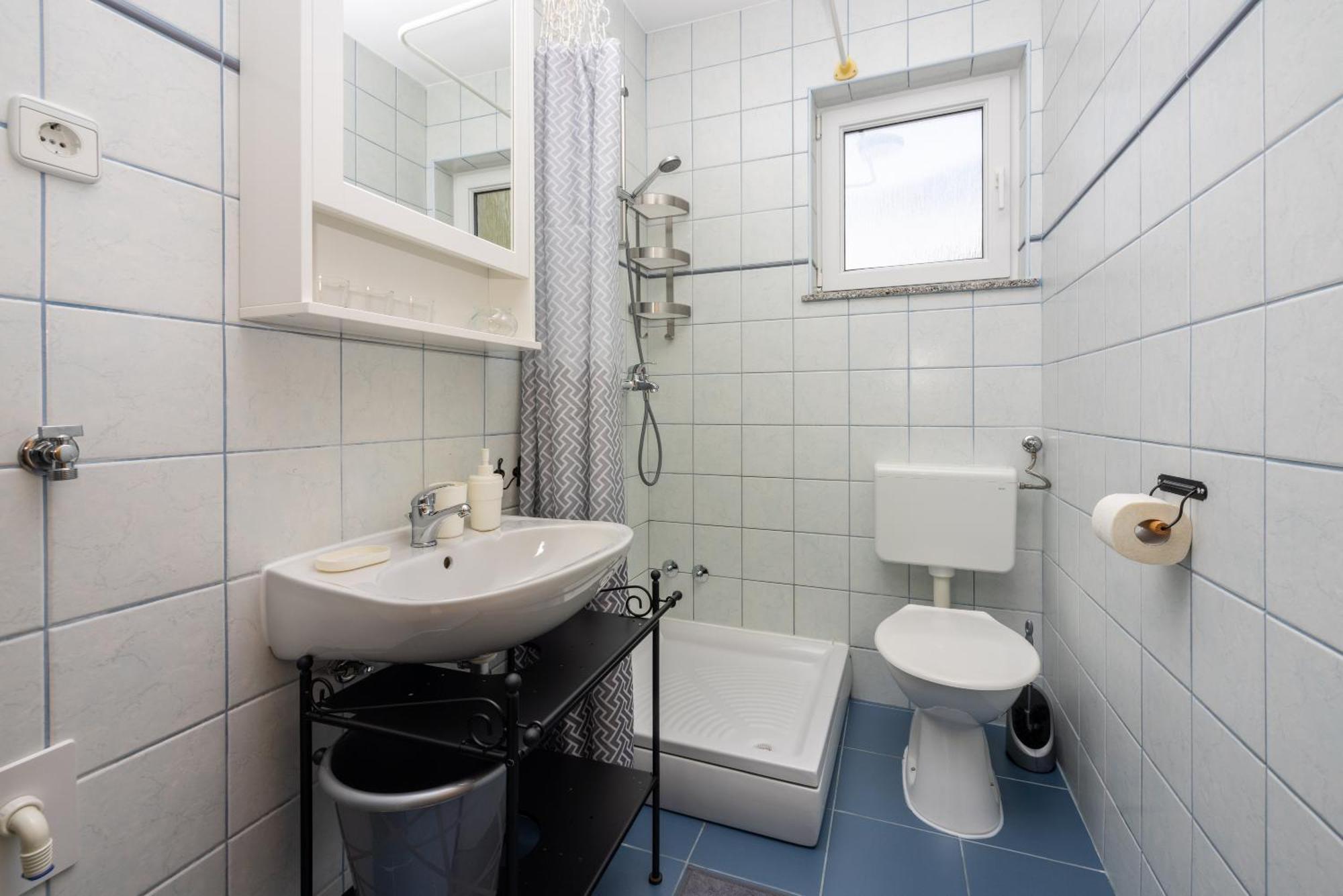 Apartments Claudia ツリクヴェニツァ エクステリア 写真