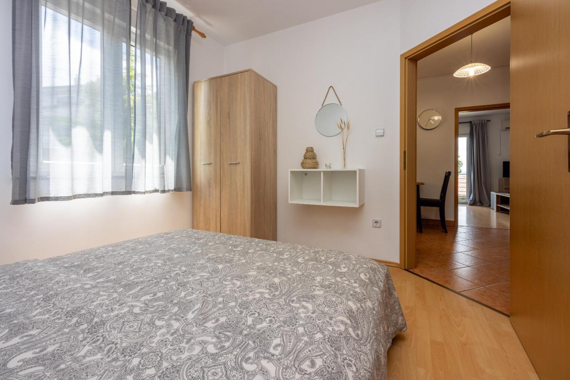 Apartments Claudia ツリクヴェニツァ エクステリア 写真